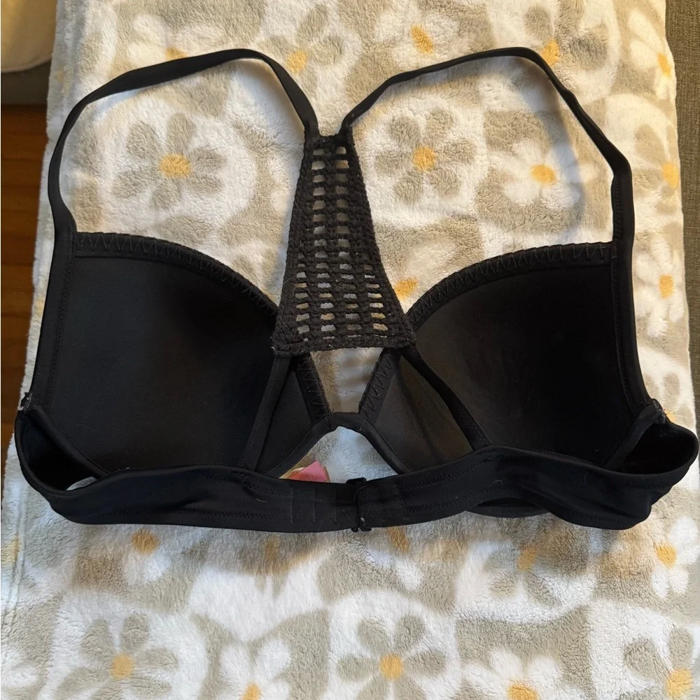 Victoria’s Secret Swim Bikini Top - Picture 2 of 2
